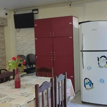 Hostel Em Brusque - Para Quem Busca Economia - Otima Localizacao Eksteriør bilde